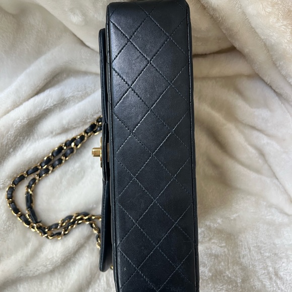 Chanel Quilted Caviar Medium Classic Double Flap Bag 24K GHW - Picture 7 of 12